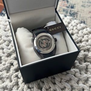 Unisex Gucci Watch